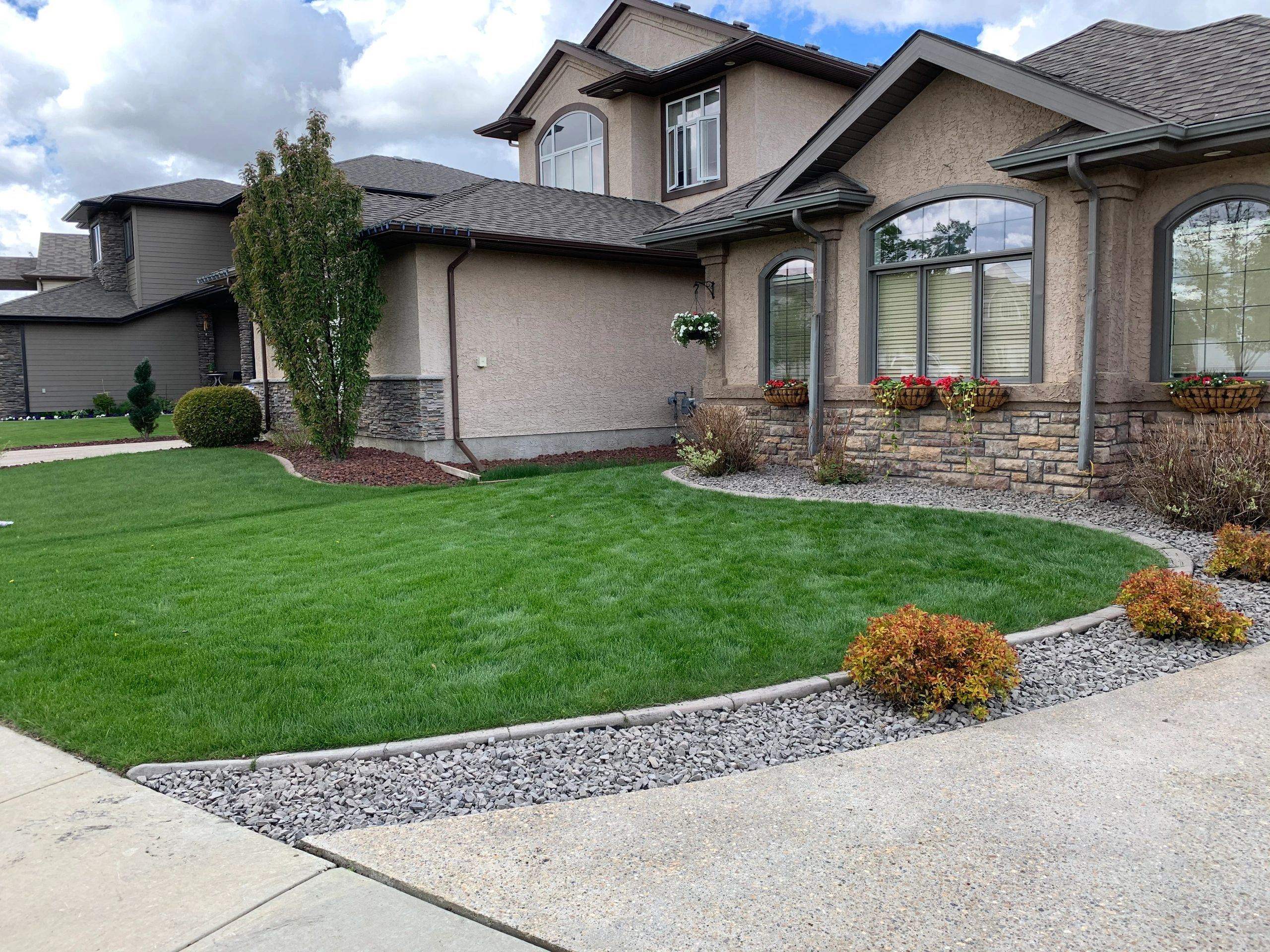 Lawn mowing service in Sturgeon County